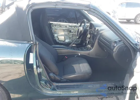 1999 Mazda Mx-5 Miata Leather Pkg/Popular Equipment Pkg/Sports Pkg/Touring Pkg z USA, uszkodzony, nr VIN JM1NB3538X0103052